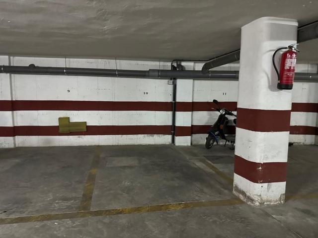 Garaje en venta en Córdoba photo 0