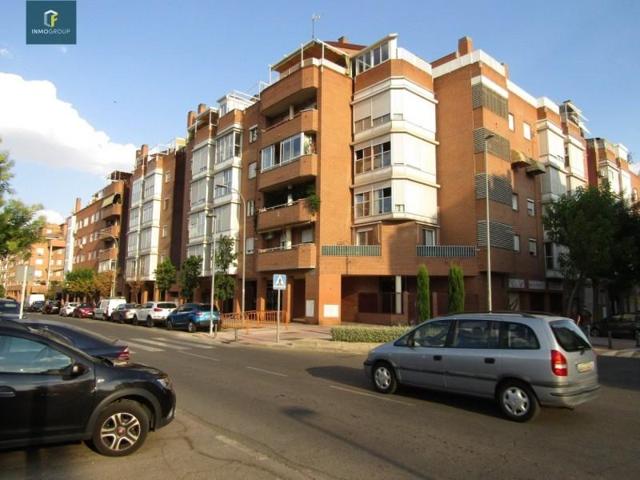 Garaje en venta en Torrejón de Ardoz, Juncal photo 0