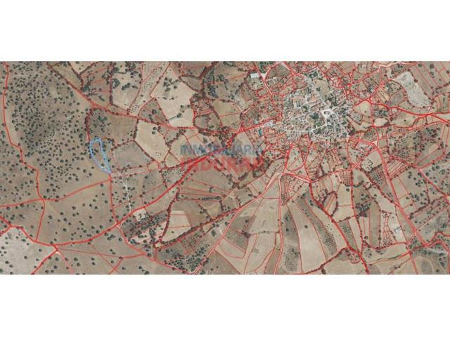 Chalet en venta en Valdehúncar photo 0