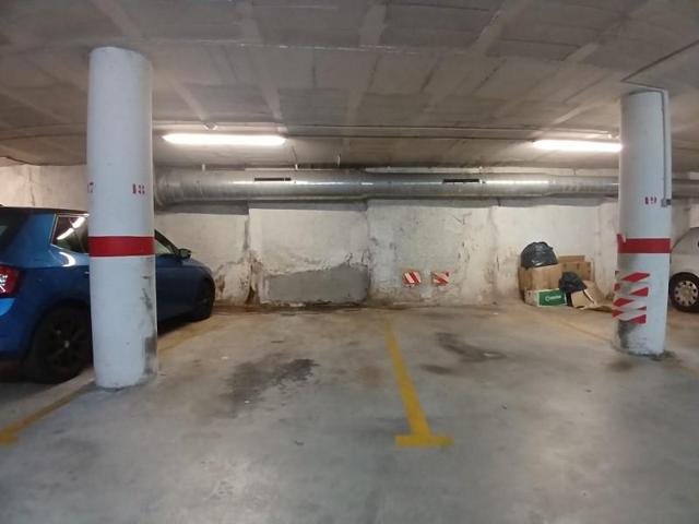 Garaje en venta en Vilafranca del Penedès photo 0