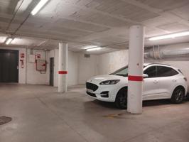 Garaje en venta en Vilafranca del Penedès photo 0