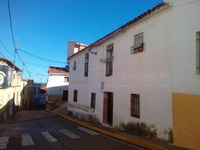 Piso en venta en Aliseda photo 0