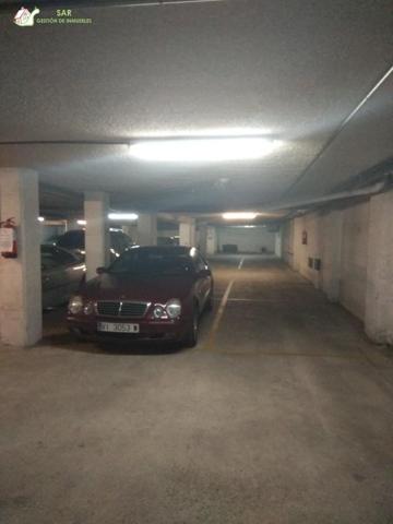 Garaje en venta en Vitoria-Gasteiz, Lakua - Arriaga photo 0