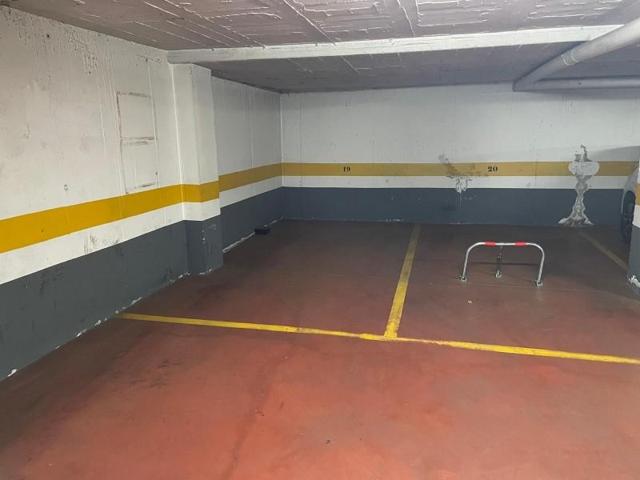 Garaje en venta en Sevilla, Avenida de las Ciencias photo 0