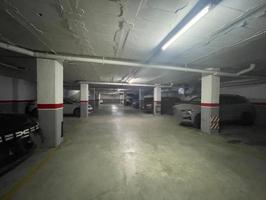 Parking en venta en Santa Coloma de Gramenet, Llati photo 0