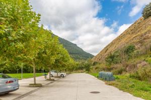 Terreno en venta en Monreal, Monreal photo 0