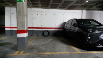 Parking en venta en Rubí, Centre photo 0