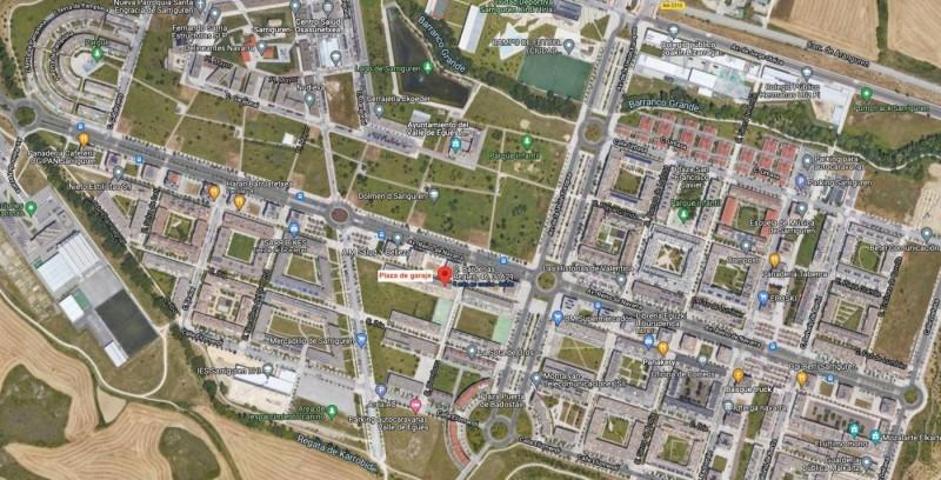 Garaje en venta en Sarriguren, Centro photo 0