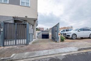 Garaje en venta en Cuarte de Huerva, Aragon photo 0