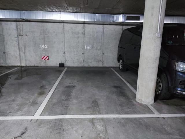 Garaje en venta en Zaragoza, Actur photo 0