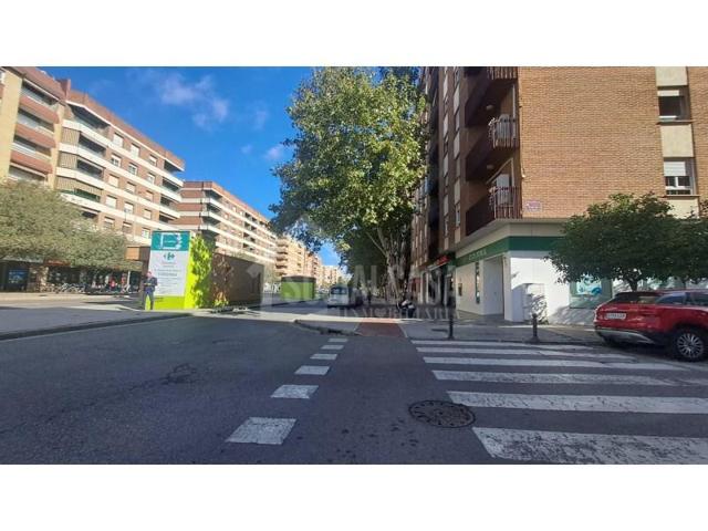 Garaje en venta en Córdoba photo 0