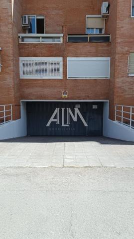Garaje en venta en Manzanares, Nuevo Manzanares photo 0