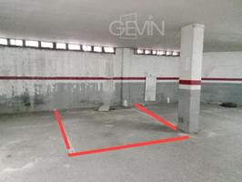 Parking en venta en Santa Perpètua de Mogoda, Centro photo 0