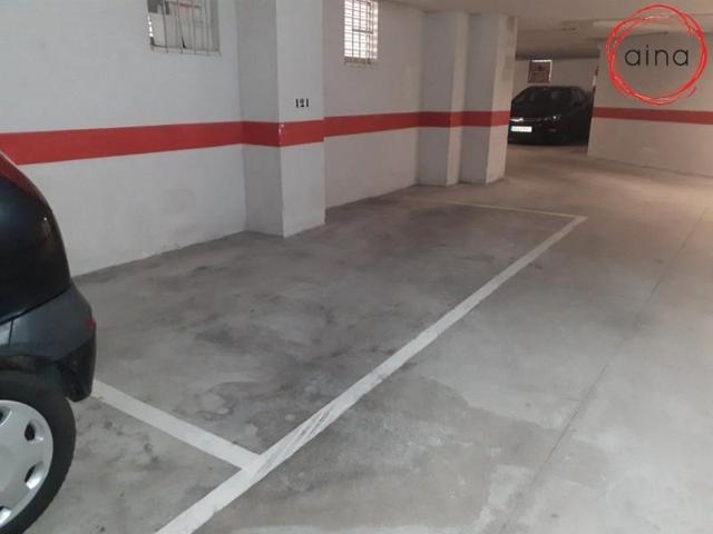 Garaje en venta en Barañáin, Barañain photo 0