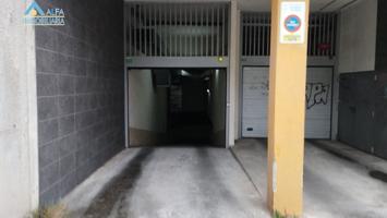 Garaje en venta en Vilagarcía de Arousa, Los duranes photo 0