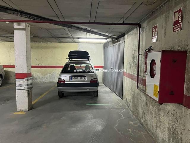 Parking en venta en Lucena, Plaza de la Barrera, 14900 photo 0