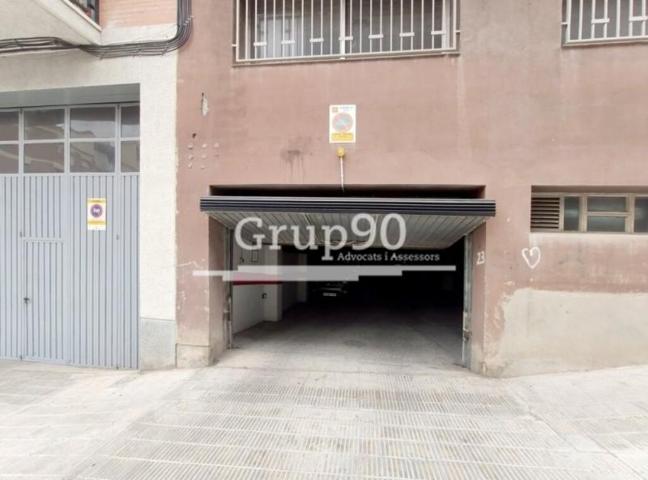 Garaje en venta en Lleida photo 0