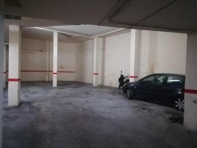 Parking en venta en Algeciras, PASEO VICTORIA EUGENIA photo 0