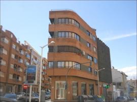 Garaje en venta en Mislata, Distrito la constitucion-canaleta photo 0