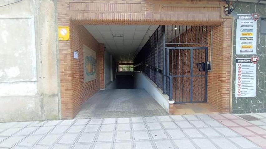 Garaje en venta en Siero, Lugones photo 0