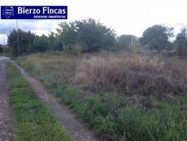 Terreno en venta en Ponferrada, Cuatrovientos photo 0