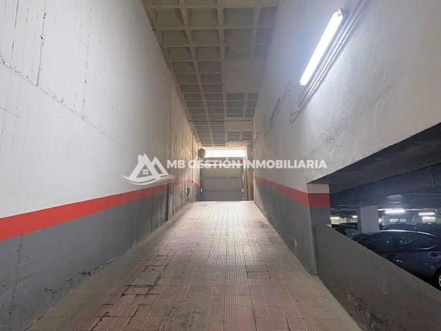 Parking en venta en Fuenlabrada, Calle de Portugal, 28943 photo 0