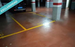 Garaje en venta en Sant Feliu de Llobregat photo 0