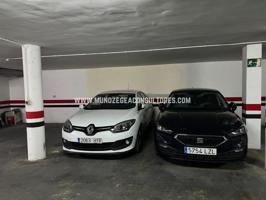 Parking en venta en Lucena, Calle Mediabarba, 14900 photo 0