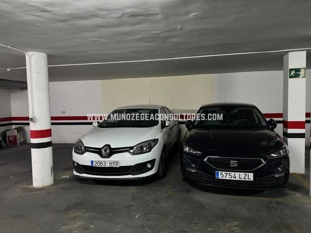 Parking en venta en Lucena, Calle Mediabarba, 14900 photo 0