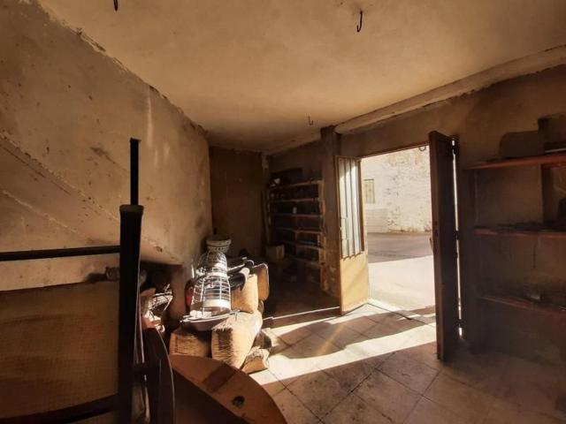 Casa en venta en Albalá, Albalá photo 0