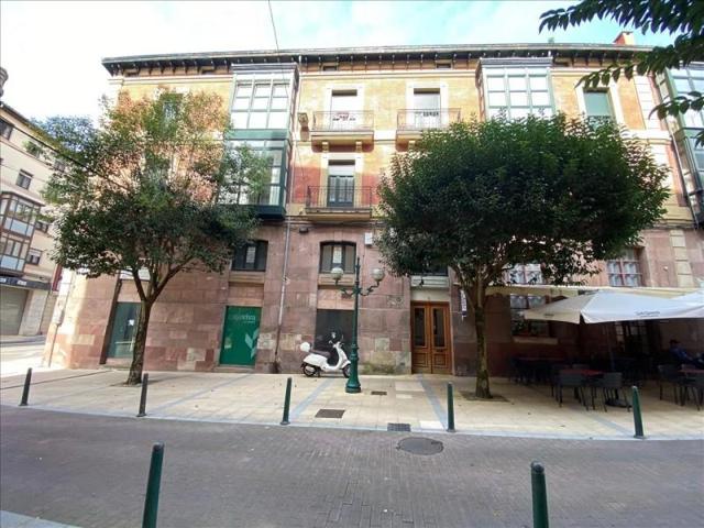 Local comercial en venta en Torrelavega, Centro photo 0