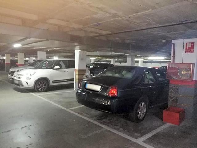 Parking en venta en Fuenlabrada, Calle de Andorra, 28943 photo 0