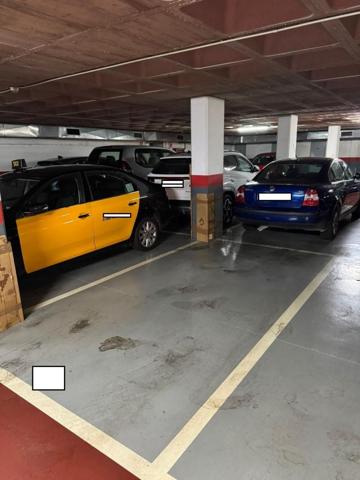 Parking en venta en Cornellà de Llobregat, Gavarra photo 0