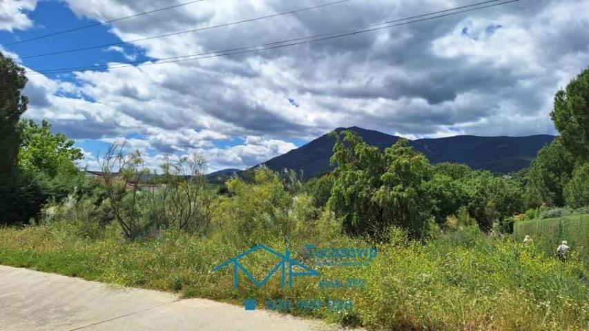 Terreno en venta en El Tiemblo photo 0