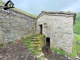 Chalet en venta en Vega de Pas, Vega de Pas photo 0