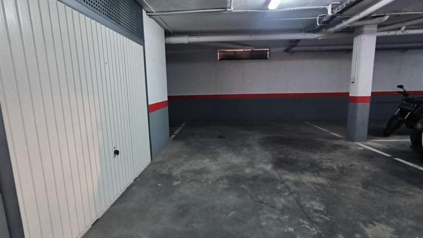 Garaje en venta en Adeje, Casco Urbano photo 0