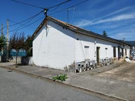 Adosada en venta en Molinaseca, Onamio photo 0