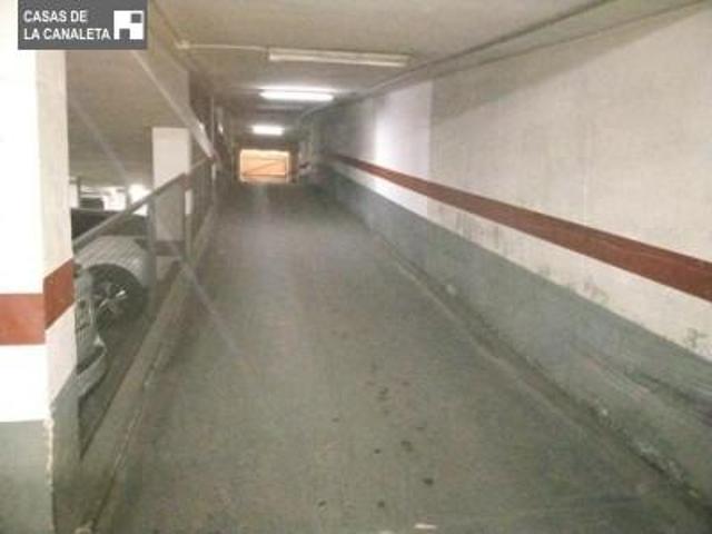 Garaje en venta en Mislata, Distrito la constitucion-canaleta photo 0