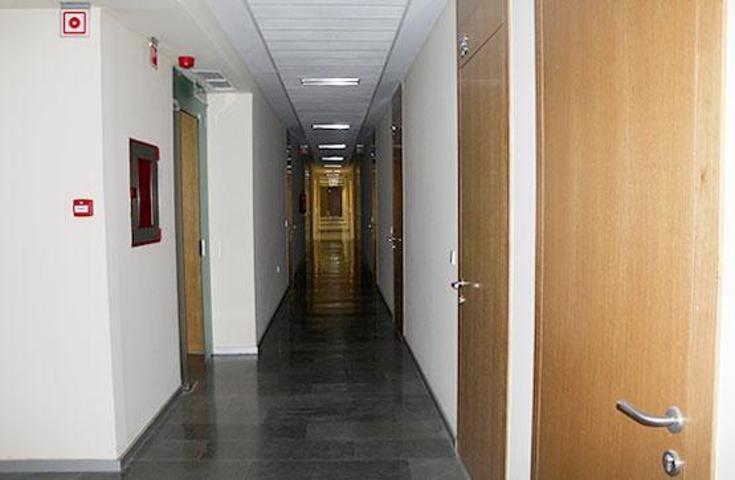 Oficina en venta en Sevilla, AVDA VIA APIA photo 0