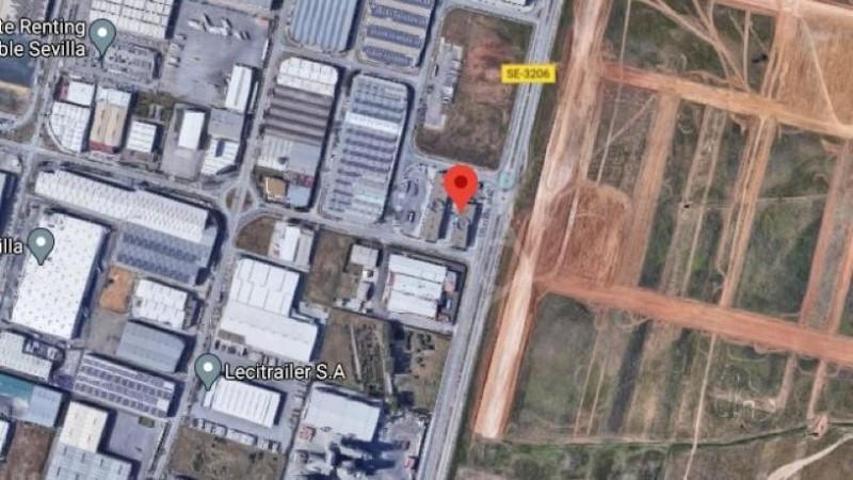 Oficina en venta en Dos Hermanas, CALLE TERRACOTA POLIG.IND.LA ISLA CJTO.1 EDF.2 photo 0