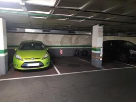 Parking en venta en Barcelona, Les Corts photo 0