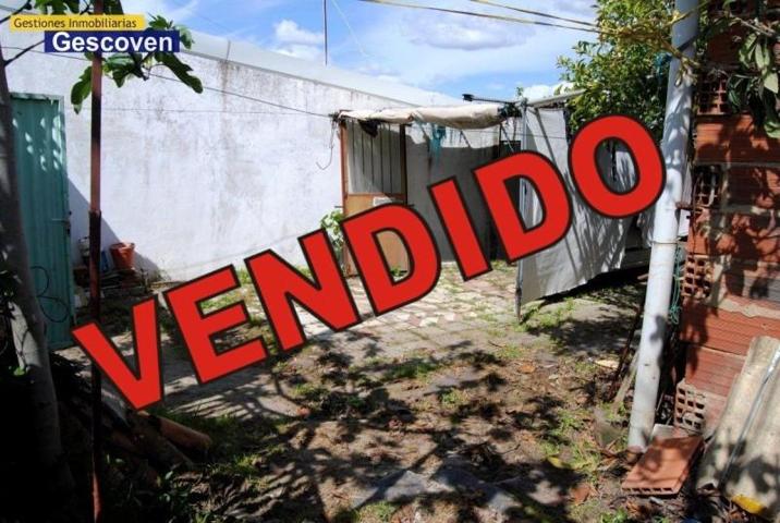 Casa con terreno en venta en Valencia de Alcántara, Urbana photo 0