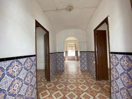 Casas de pueblo en venta en Ahillones, Ahillones photo 0