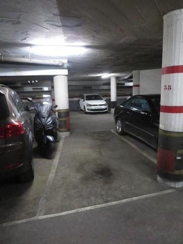 Parking en venta en Barcelona, El Parc i la Llacuna del Poblenou photo 0