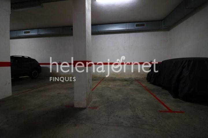 Parking en venta en Sant Feliu de Guíxols, Zona esclat photo 0