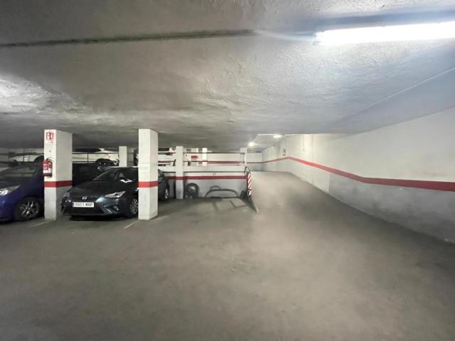Parking en venta en Santa Coloma de Gramenet, Centre photo 0