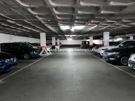 Parking en venta en Fuenlabrada, Italia, 28943 photo 0