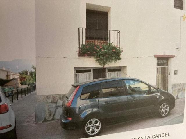 Local comercial en venta en Torrellas, -centro- photo 0