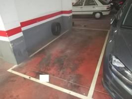 Parking en venta en L'Hospitalet de Llobregat, Centre photo 0