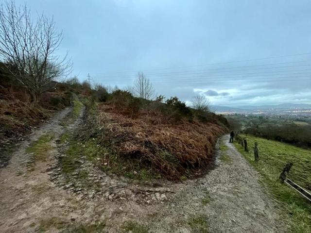 Terreno en venta en Oviedo, La Manjoya-Parroquias Sur photo 0